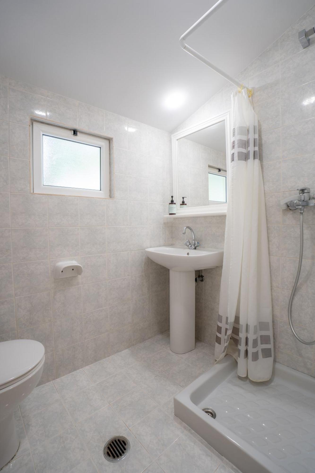 Alamis & Aparthotel 4*